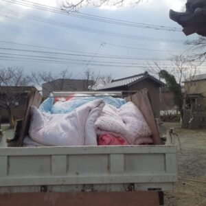 熊本県荒尾市で押入れに溜め込んでいた布団処分