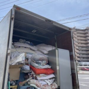 熊本市で空き家片付けの際に大量の布団など処分